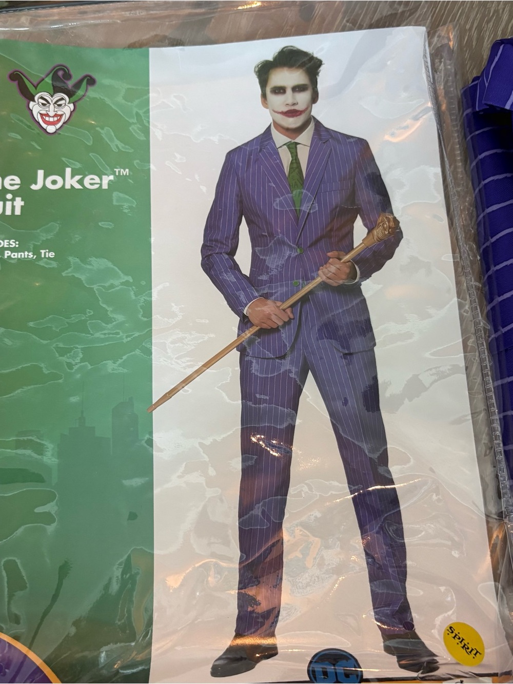 Spirit Halloween Adult Joker Suit from Batman Costume - Picture 4 of 12